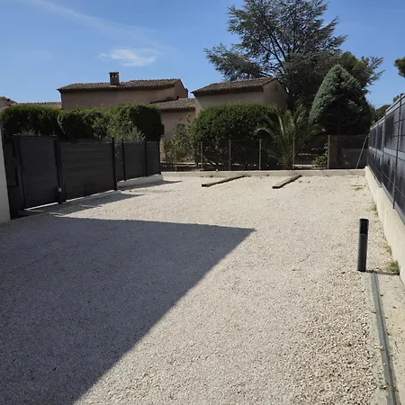 Apartment Etoile Du Berger Saint Aygulf: Seaside With Private Gardens And Heated Pool