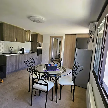 Etoile Du Berger Saint Aygulf: Seaside With Private Gardens And Heated Pool Saint Aygulf