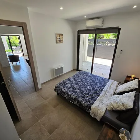 Etoile Du Berger Saint Aygulf: Seaside With Private Gardens And Heated Pool Apartment *