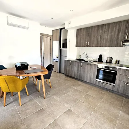 Apartment Etoile Du Berger Saint Aygulf: Seaside With Private Gardens And Heated Pool *