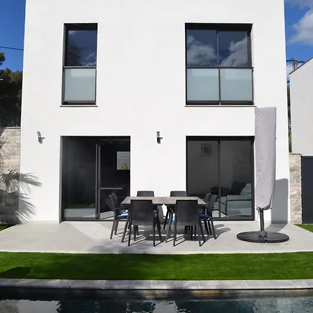 Apartment Etoile Du Berger Saint Aygulf: Seaside With Private Gardens And Heated Pool