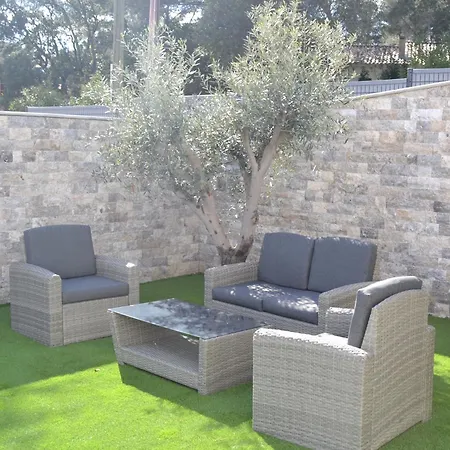 Apartment Etoile Du Berger Saint Aygulf: Seaside With Private Gardens And Heated Pool Saint Aygulf