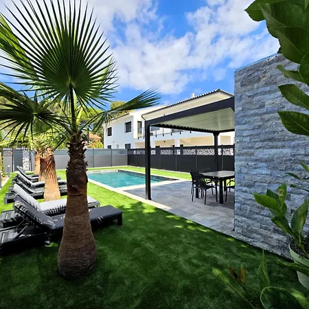 Apartment Etoile Du Berger Saint Aygulf: Seaside With Private Gardens And Heated Pool Saint Aygulf