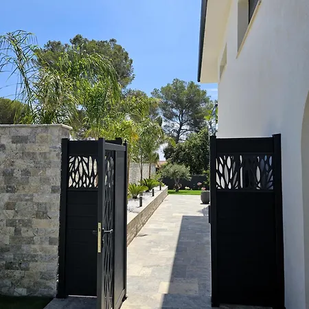 Apartment Etoile Du Berger Saint Aygulf: Seaside With Private Gardens And Heated Pool *
